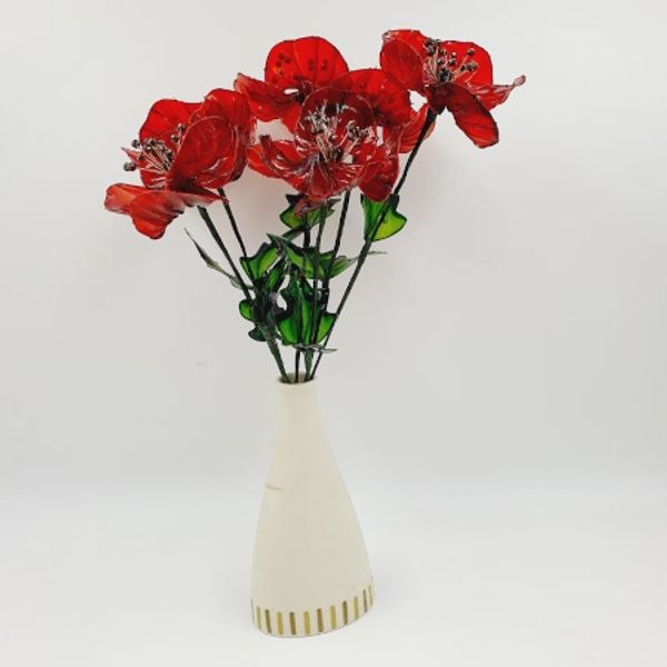 The Poppy Kit is available to purchase.  Examples of flowers made with Translucent Resin.