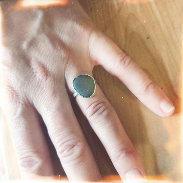Olive seaglass ring made during a workshop