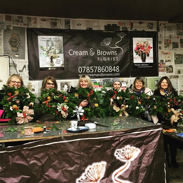 happy wreath makers