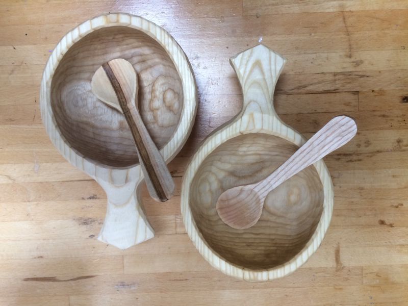 Simple Kuksa bowls with spoons