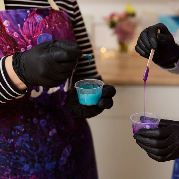 Learn how to mix, add colour and create designs with non-toxic epoxy resin