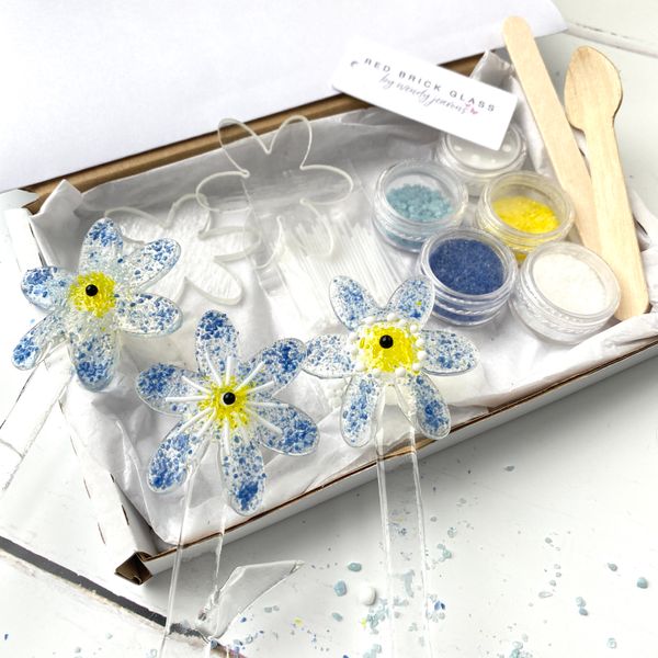 Fused glass forget me not flower kit.