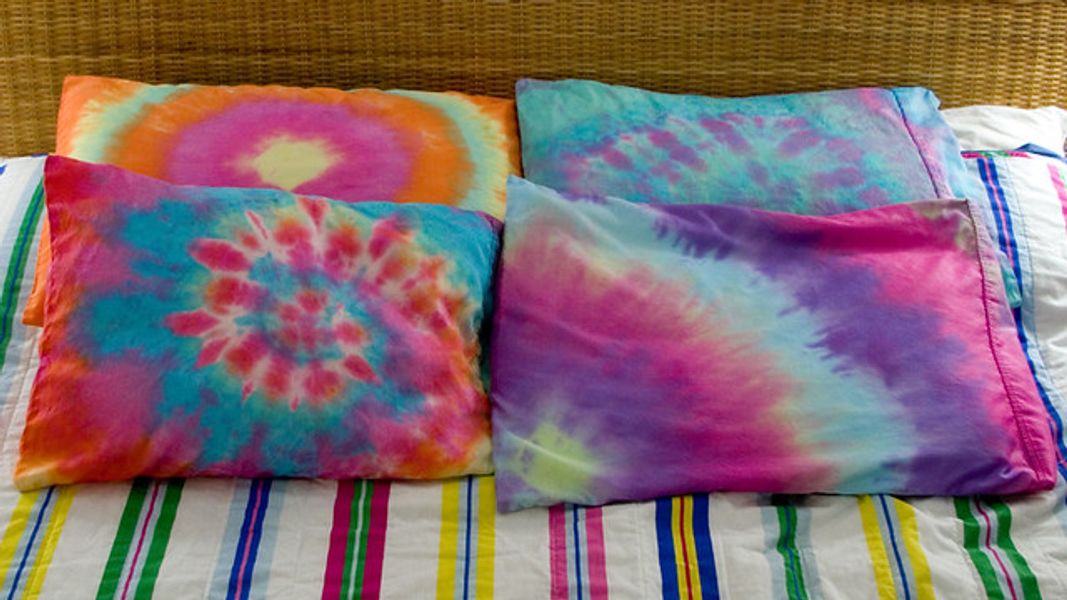 Tie dye pillowcase example from Own Two Hands