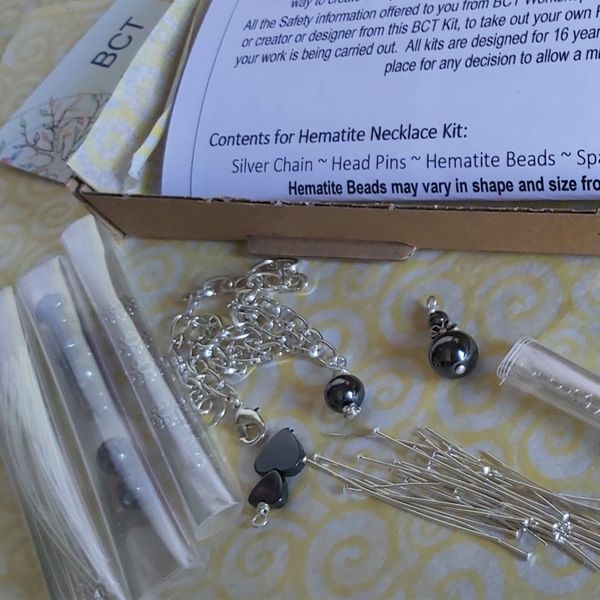 Kit to create your own necklace from scratch.