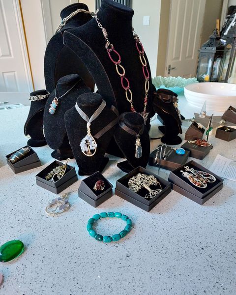 Display and sample jewellery to inspire you