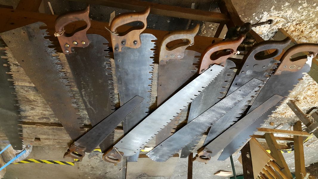 vintage saws before cleaning 