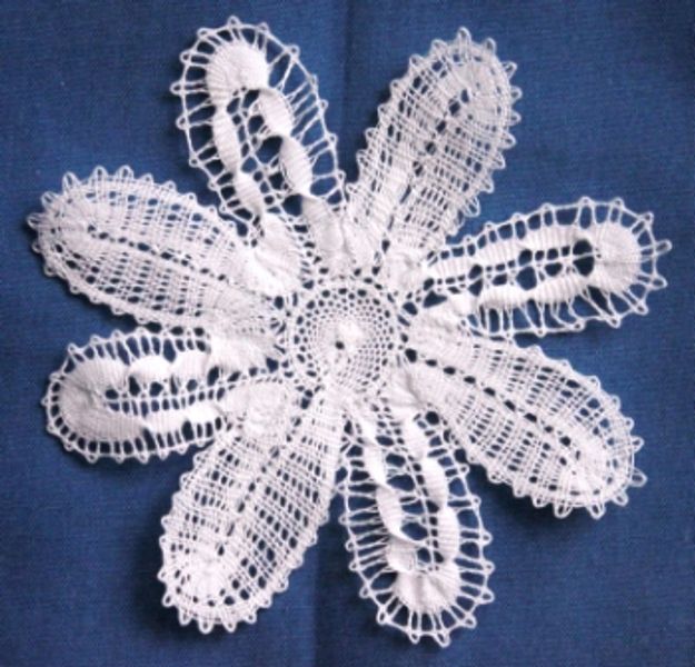Hinojosa Lace - Flower Sample
