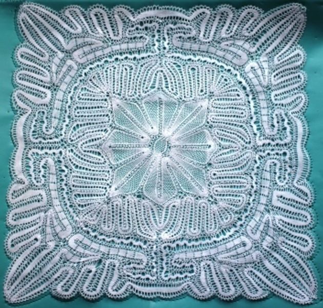 Hinojosa Lace - Intricate 25cm Braid Mat