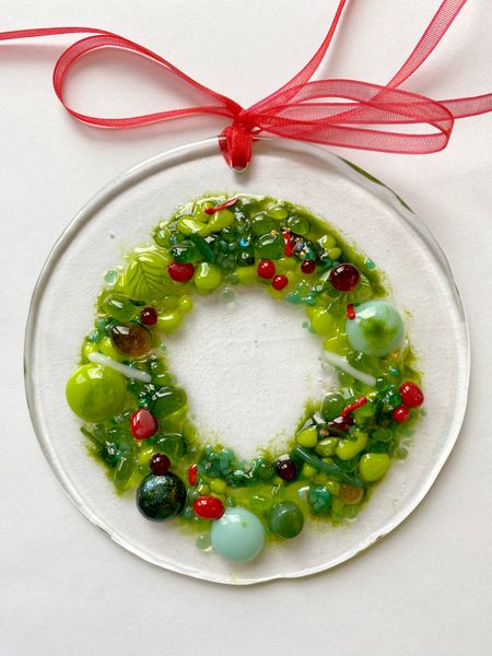 Lovely Christmas wreath hanging decoration