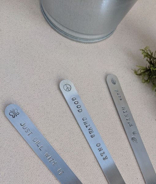 Personalised plant markers