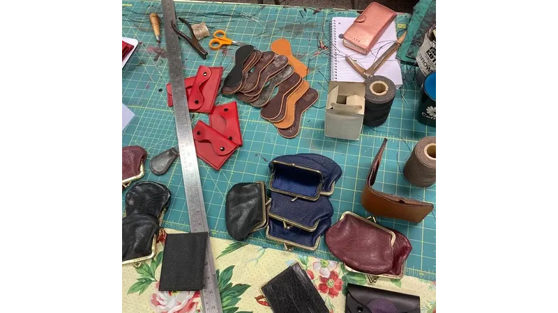 Leather Purses Hand Stittched
Workshops Aztec Kreative Studio