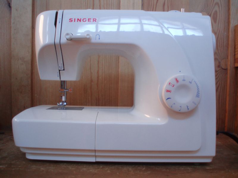 Various sewing machine models are available for you to learn on