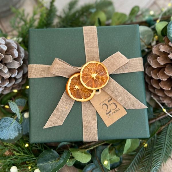 Festive parcels with a natural look always look beautiful under the tree! 
