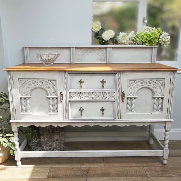 Jacobean sideboard in Annie Sloan Coco, Old White and Paloma
