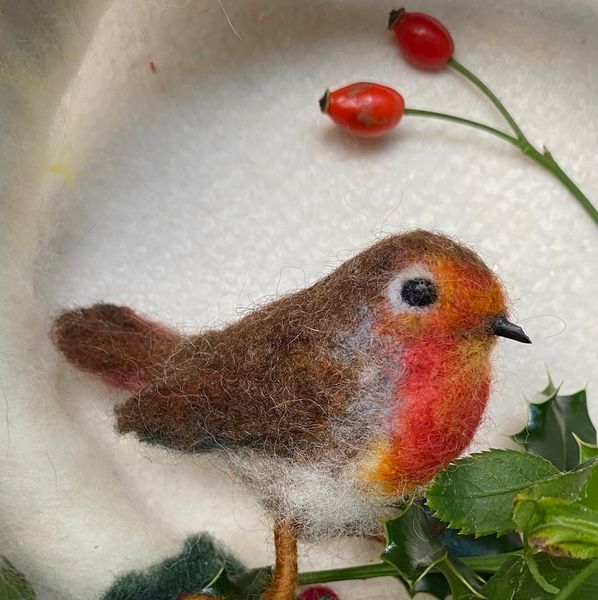 Adorable needle felted Robin Christmas tree decoration