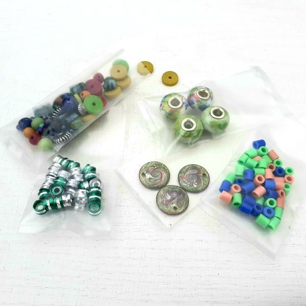 Green Mixture Kit- Main Bead Selection in Detail