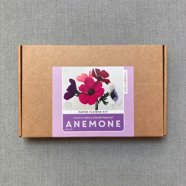 Bergin & Bath Paper flower kit - Anemone. Card box with colourful label.