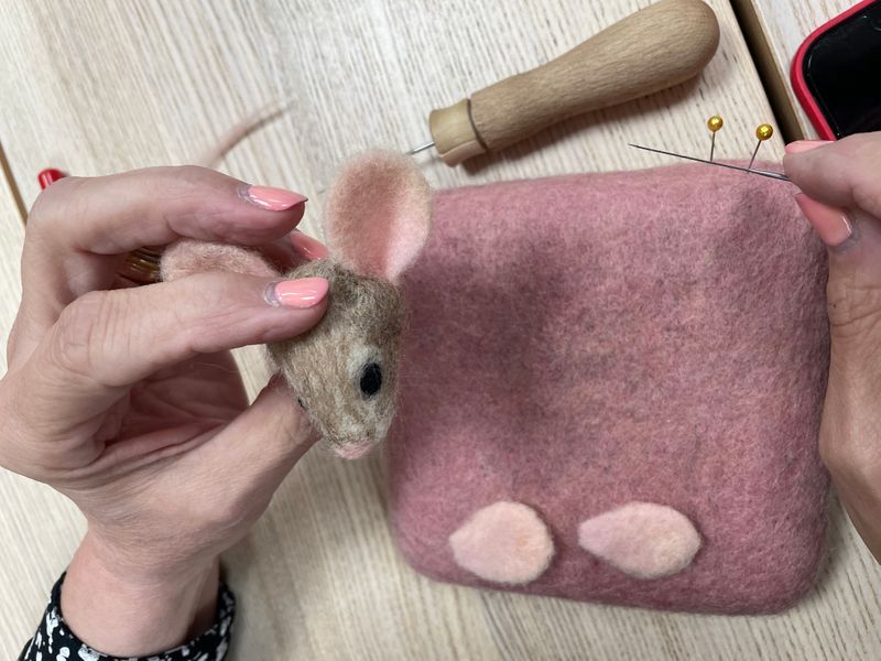 Mouse head in the making ...