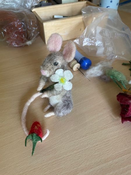 Mouse with strawberry & Blossom
