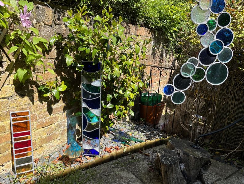 Design and make your own stained glass garden art in two days - suitable for improvers as well as beginners