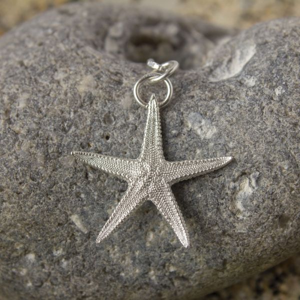 Tuuli Parker Jewellery Starfish pendant front