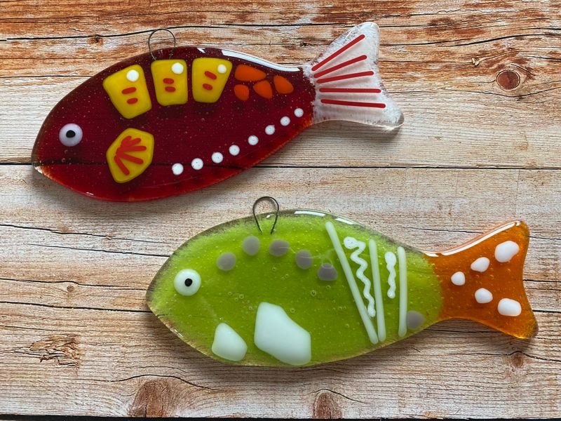 Sample fused glass fish, red & green