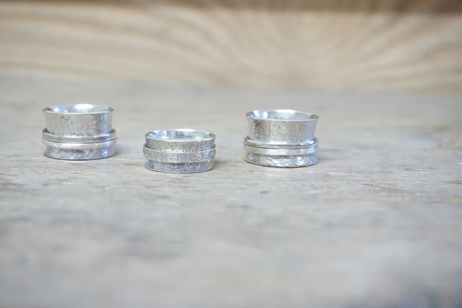 silver Spinner ring / stress ring jewellery making course with Josephine Tournebize