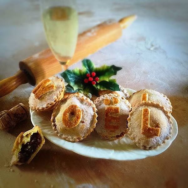 Homemade mince pies