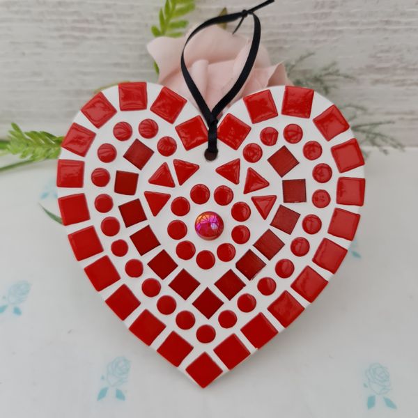 Red (Folk) Heart Mosaic Kit