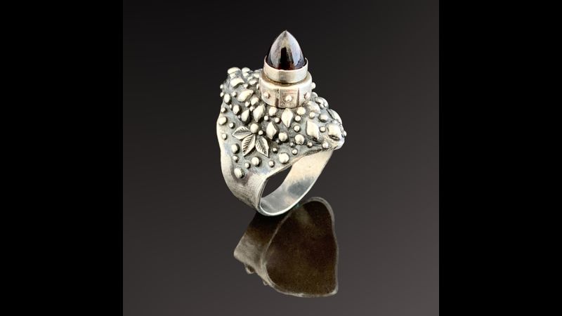 Screw Top Poison Ring by Tracey Spurgin of Craftworx Jewellery Workshops