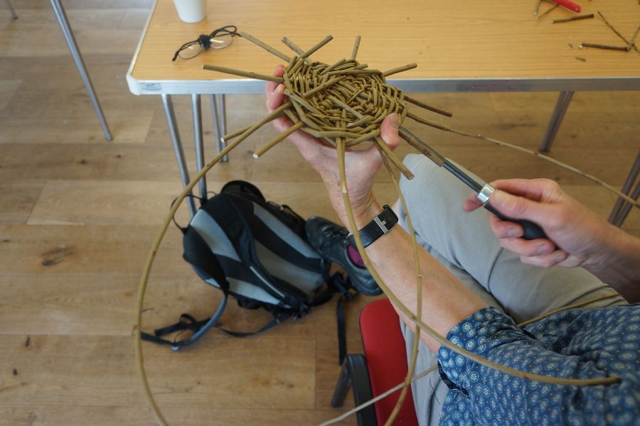 Willow flower making