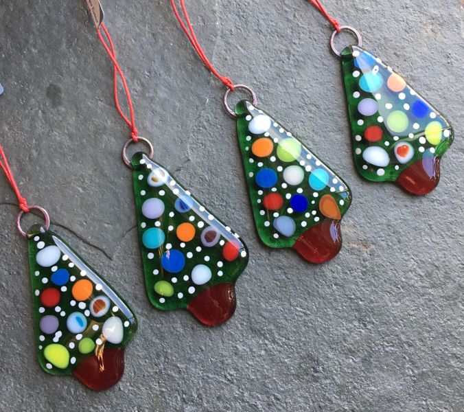 Fused Glass Snowy trees at Rainbow Glass Studios Christmas Decorations Course 2021