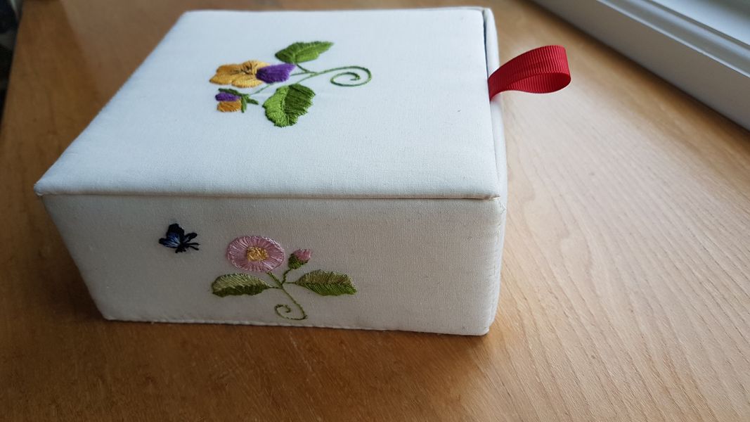 Simple embroidered box