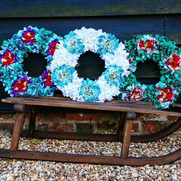 Rag Rug Christmas Wreath Display