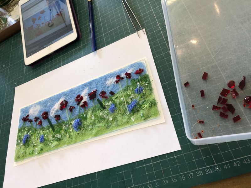 Lovely use of frit and stringers to make this poppy field scene.