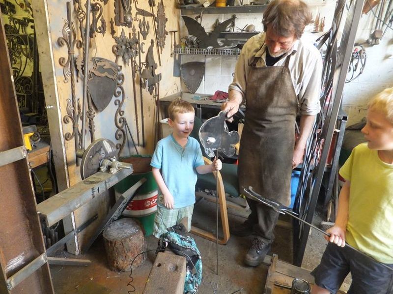 blacksmithing - Students, Britannica Kids