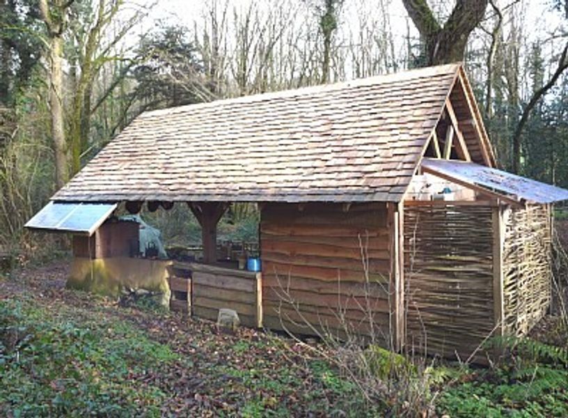 The framed utility shelter for cooking and brewing up