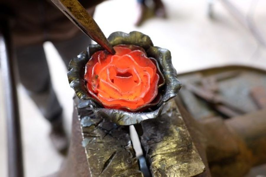 Rose making workshop in shropshire