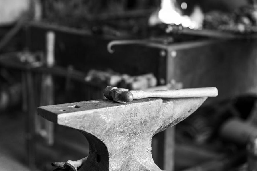Anvil, blacksmithing experience days