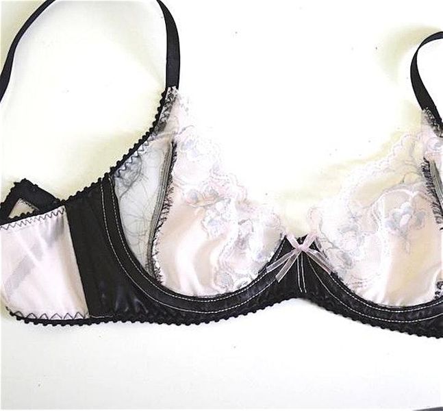 Lace bra made to your size