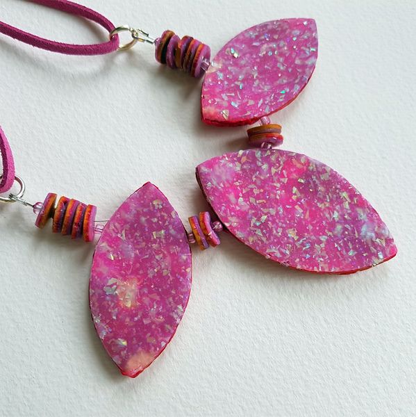 Pat made these on the Sparkle workshop in shades of pink and gold