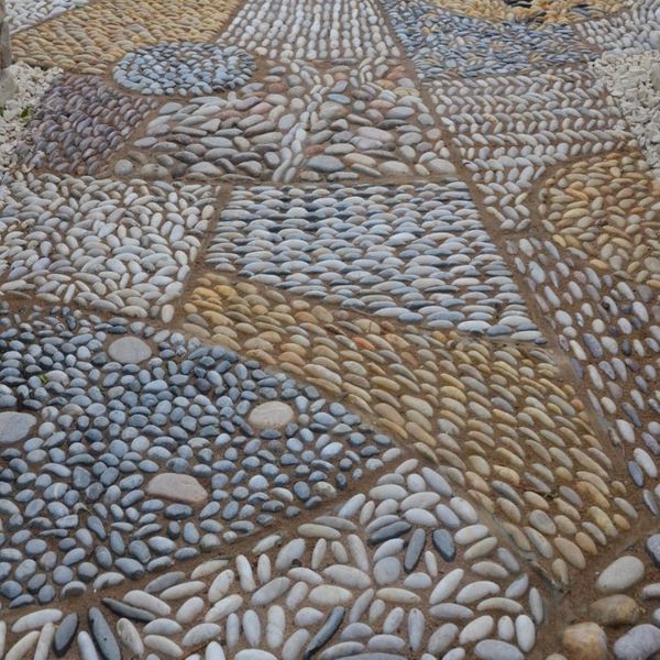 Pebble commission based on patchwork and birds feet - Olicana Mosaics
