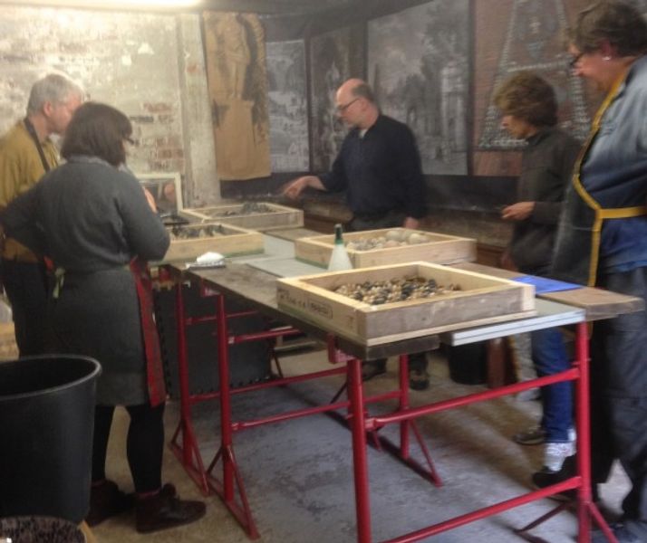 Pebble mosaic workshop - a typical day on one of the pebble mosaic courses.