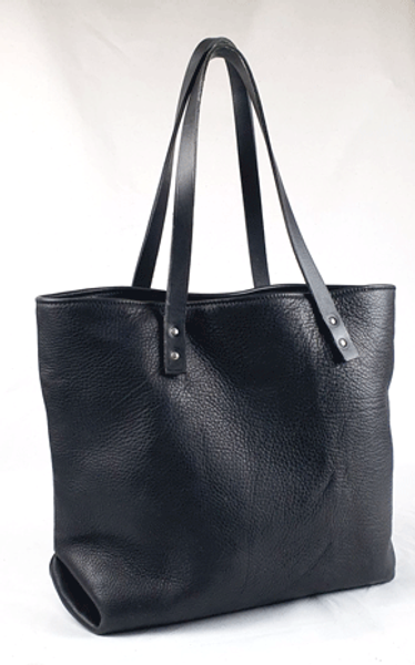 Tote bag details - learn how to attach leather with rivets