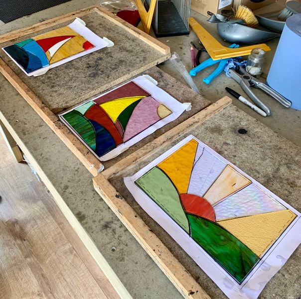 All pieces of these panels cut and ready for leading after lunch.