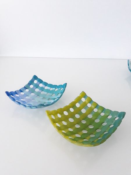 Ombre woven glass bowls