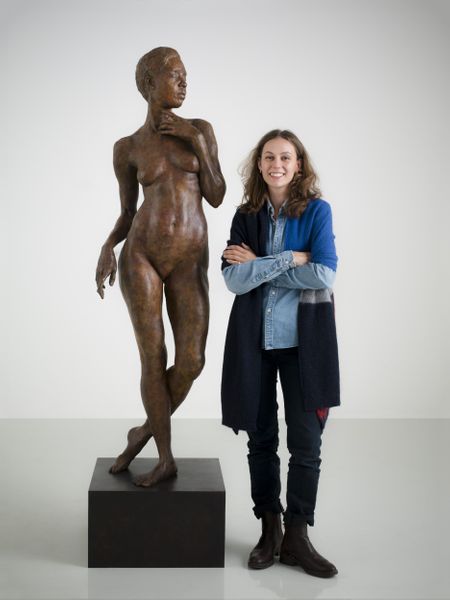 Poppy completed her training in figurative sculpture at The Florence Academy of Art, where she was awarded the ‘Graduate in Residence’ Prize for sculpture.
