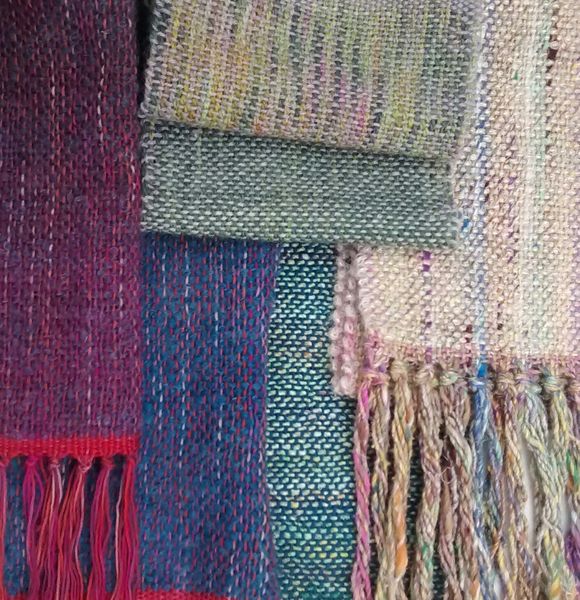 Scarves handwoven in a day