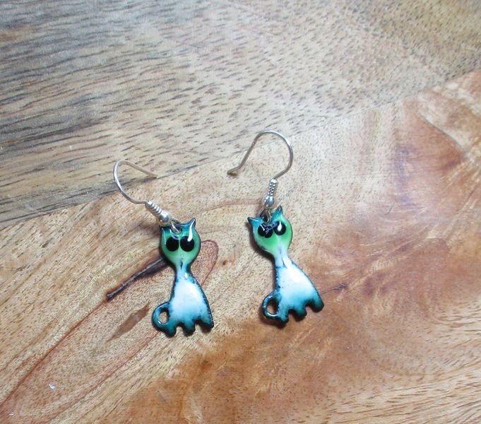 Cat enamelled earrings