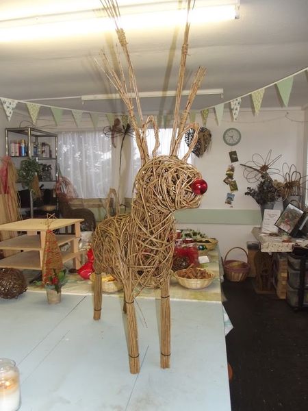 Christmas Willow Reindeer Workshop